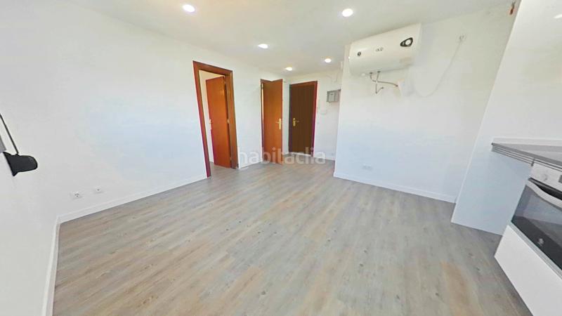 Foto e356cb65-8252-453b-9d24-0af6b8c8f913. Alquiler piso en Riu Sud Santa Coloma de Gramenet