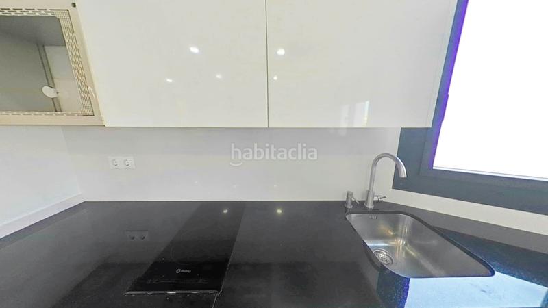 Foto f4b57a75-bbf7-464e-9218-c3ae3792d13c. Alquiler piso en Riu Sud Santa Coloma de Gramenet
