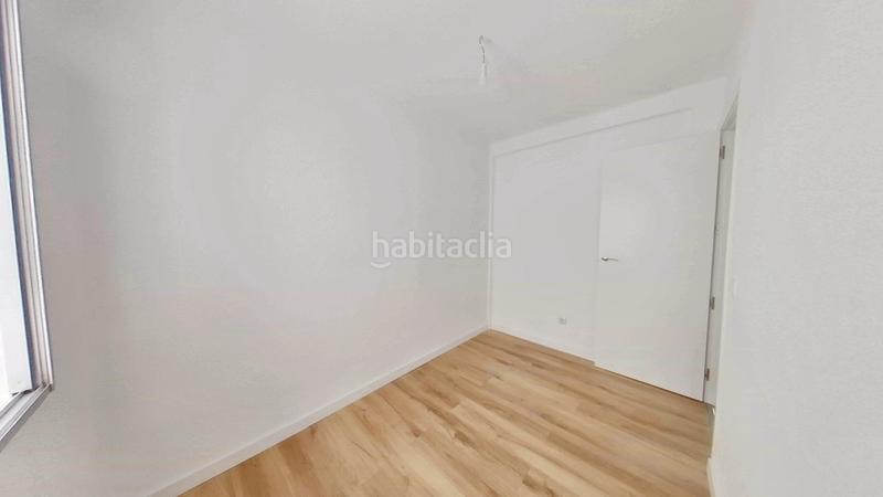 Foto 7f1e476a-910e-4cce-917f-a07e53e3999c. Alquiler piso en Los Rosales Madrid