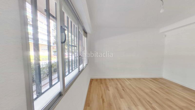 Foto a46b8937-9cf0-4206-a10d-b4677c93f372. Alquiler piso en Los Rosales Madrid