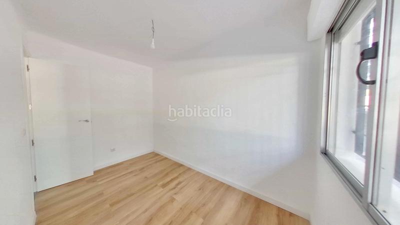 Foto df4647fa-9fb8-4731-aa0a-64bbf4a135fa. Alquiler piso en Los Rosales Madrid