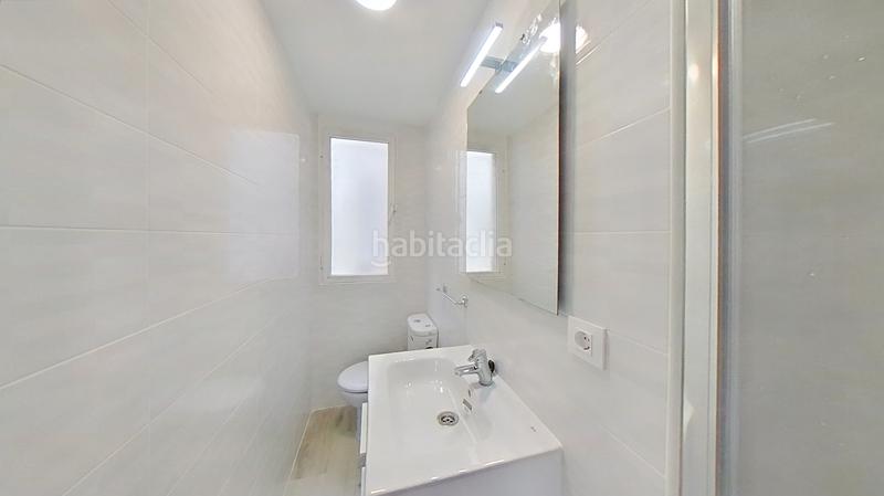 Foto dc44475c-7ad3-4ead-b208-80fd69f4fbff. Lloguer pis a Ventas Madrid