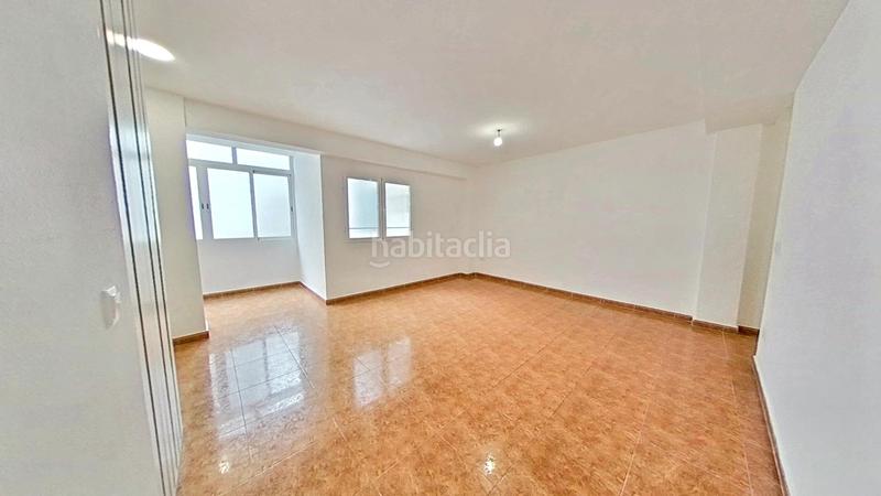 Foto e6097943-6542-429f-962e-1200cc7820a0. Rent flat in Zona Avenida al Vedat Torrent