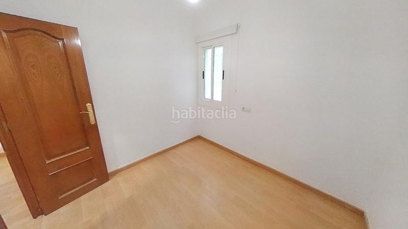 Foto f292547f-3922-4929-bf75-f6c067723caf. Lloguer pis a Sant Crist Badalona