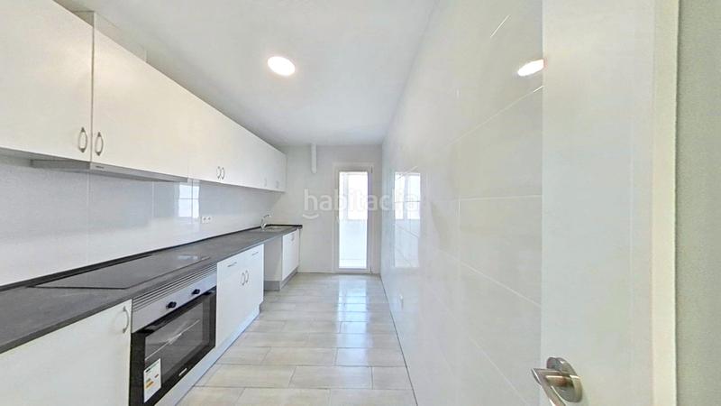 Foto f420a470-8676-47d7-8a2b-ab0fb68def1c. Alquiler apartamento en Ciudad de Asís Alicante