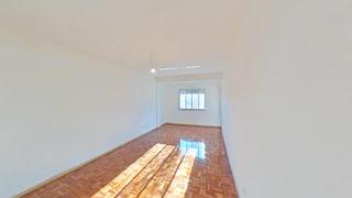 Miete Etagenwohnung in Reyes Católicos