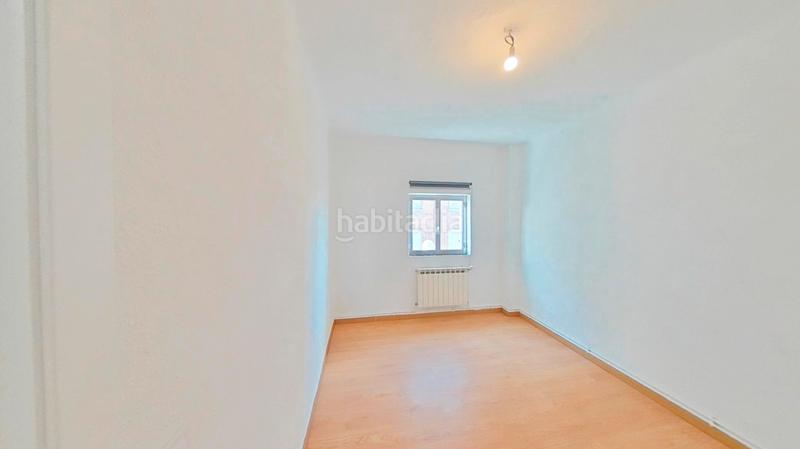 Foto 49ad3459-c1e6-4665-afbb-580135d54c09. Miete etagenwohnung mit heizung in Vista Alegre Madrid