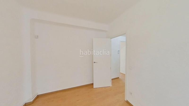 Foto 53bfd3cd-0533-4a14-a0ec-2e91d16c21f4. Miete etagenwohnung mit heizung in Vista Alegre Madrid