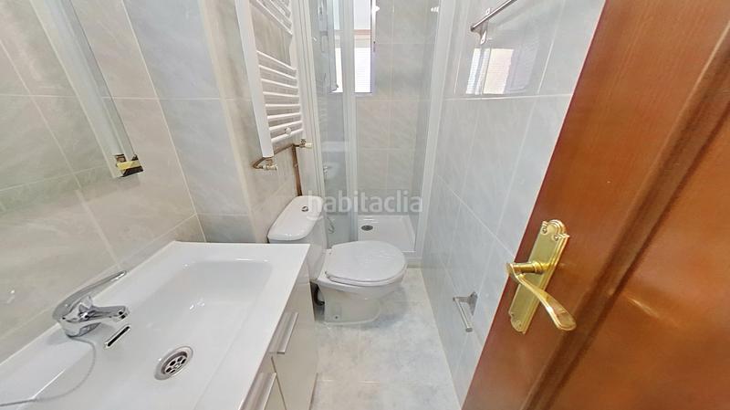 Foto 22137e59-4277-4b39-8d18-e8897ed85303. Alquiler piso en Numancia Madrid