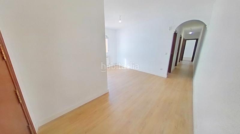 Foto 614ba558-18a5-42af-9d6f-f54f4baeee26. Alquiler piso en Numancia Madrid