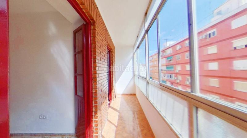 Foto b4d6bdda-3df3-4269-984c-5e097088aa10. Alquiler apartamento en Tormos Valencia