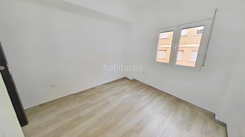 Foto a1b507a4-e140-4474-bda6-f5d23f1a507d. Alquiler piso en El Mercado Manises