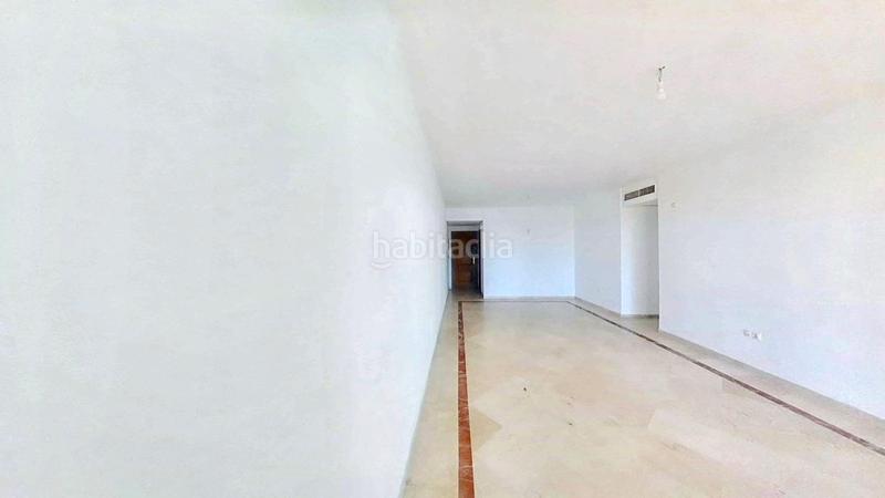 Foto 0756859f-1ec2-4e71-9e80-0191d0a64560. Rent flat with parking pool in Villacana - Costalita - Saladillo Estepona