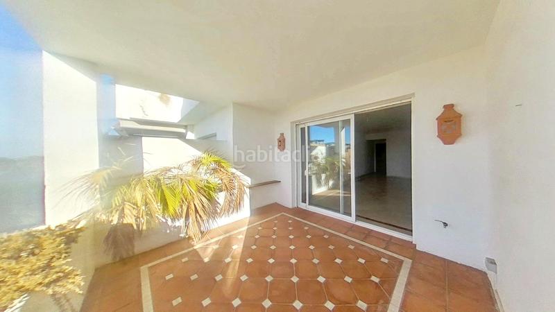 Foto 64ee9432-9b37-4bbe-b12b-03c8d13700f1. Rent flat with parking pool in Villacana - Costalita - Saladillo Estepona