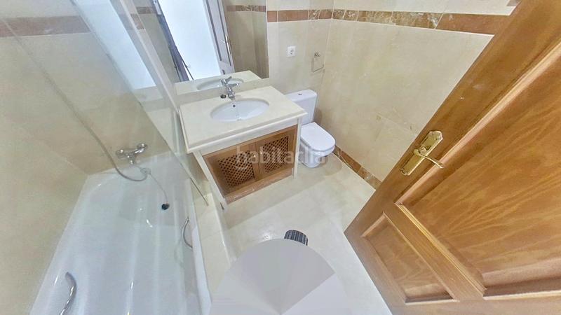 Foto 82153ed5-563c-4948-8521-20534dc6bc53. Rent flat with parking pool in Villacana - Costalita - Saladillo Estepona