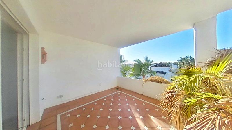 Foto fb438df9-ad5d-4ae0-bb56-9b409fe9b066. Lloguer pis amb aparcament piscina a Villacana - Costalita - Saladillo Estepona