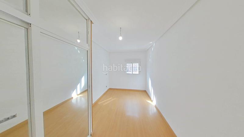 Foto 86519421-79b5-46e7-8d48-df51e6085ddb. Affitto appartamento in Villaverde Alto Madrid