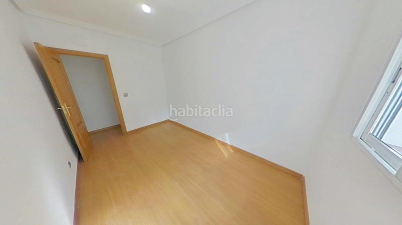 Foto 22d0ac06-a73c-4273-846c-afa838584ab9. Miete etagenwohnung in Villaverde Alto Madrid