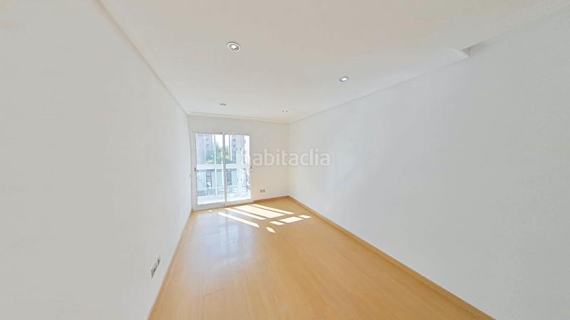 Foto 3db55761-b53f-41ec-b5e3-e4af73cbb022. Miete etagenwohnung in Villaverde Alto Madrid