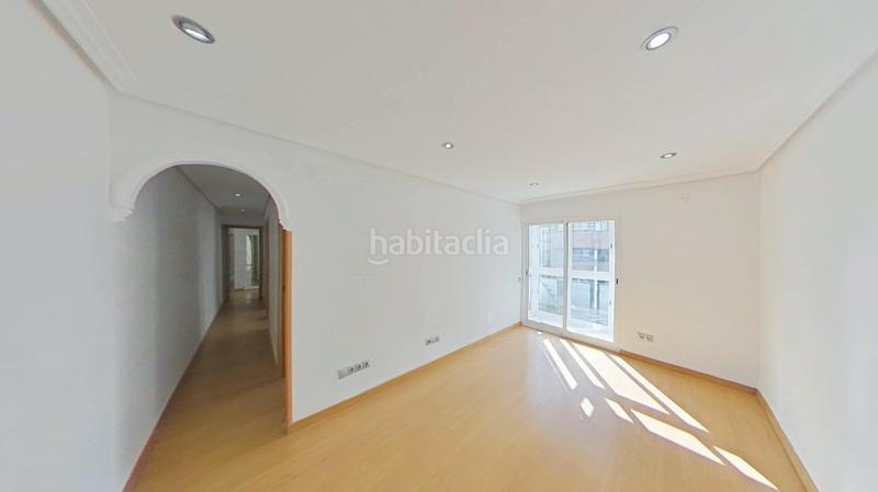 Foto fcd22f84-8615-4f90-9c56-ba8a8f8861f6. Miete etagenwohnung in Villaverde Alto Madrid