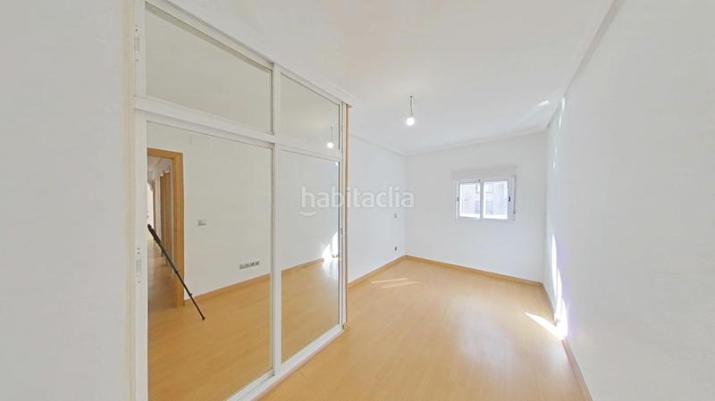 Foto 325588a8-4c4c-4902-89f3-647930560ff4. Lloguer pis a Villaverde Alto Madrid