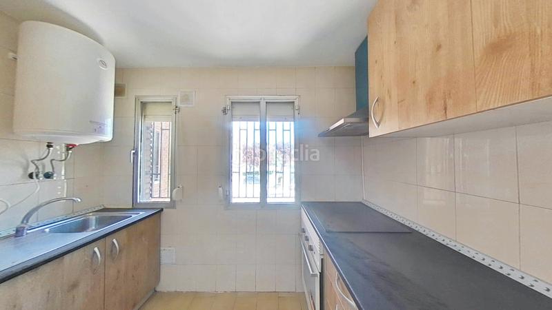 Foto b9ef3f9c-0b12-4a97-8f00-c44c6cfbe9e2. Rent flat in Centro Torrejón de Ardoz