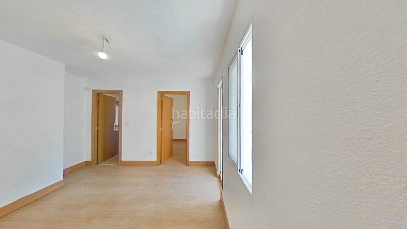 Foto c4c1a8d0-a93a-4ebd-b910-a653a8a9f8ff. Rent flat in Centro Torrejón de Ardoz