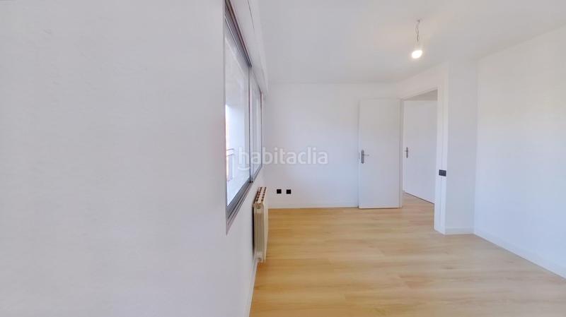 Foto f01ce524-d548-4f5f-b8a3-4495af7fc81b. Location appartement avec chauffage dans Los Rosales Madrid