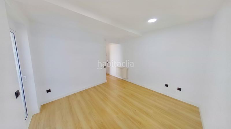 Foto e2f4694f-a526-4a4d-ad73-1900e6721565. Rent flat with heating in Los Rosales Madrid
