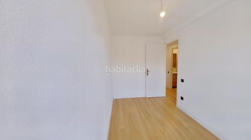 Foto 12a7ccec-59fc-4914-87c1-14aeab92af23. Alquiler piso en Los Rosales Madrid