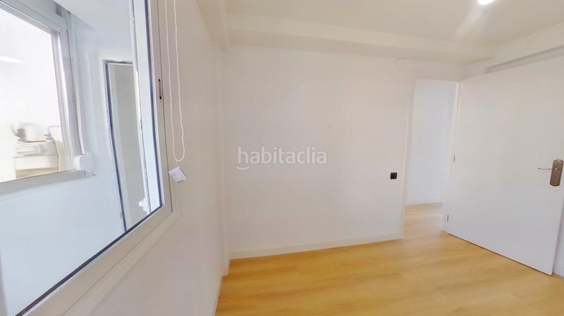 Foto f6a2b7d9-c0e7-48b8-86c9-cf6ce388df0e. Alquiler piso en Los Rosales Madrid