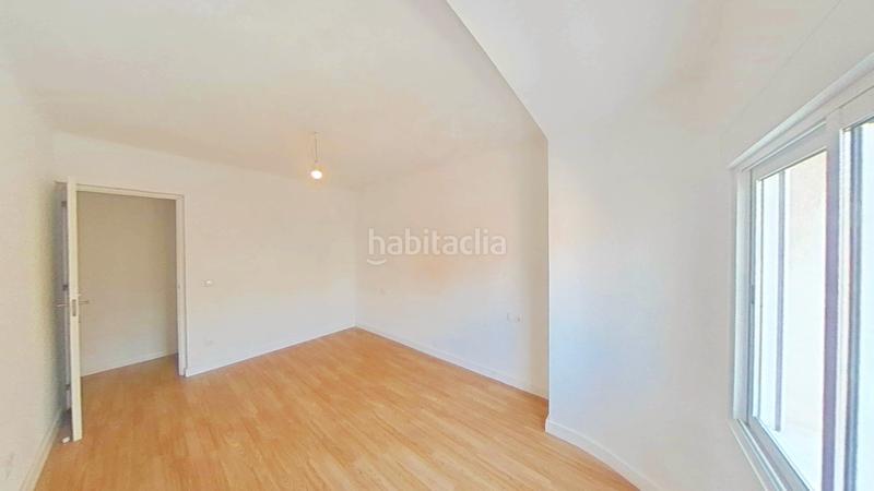 Foto df271f88-490b-4ca8-8806-2e81085ce81c. Location appartement dans Sant Crist Badalona