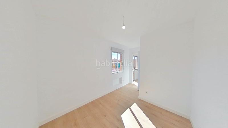 Foto 30ed19c7-f985-451c-85b7-d34a34d4bbbd. Affitto appartamento in Los Rosales Madrid
