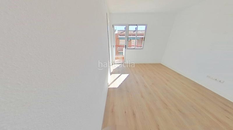 Foto 56c14ddf-185b-4c09-802f-0948732566ed. Affitto appartamento in Los Rosales Madrid