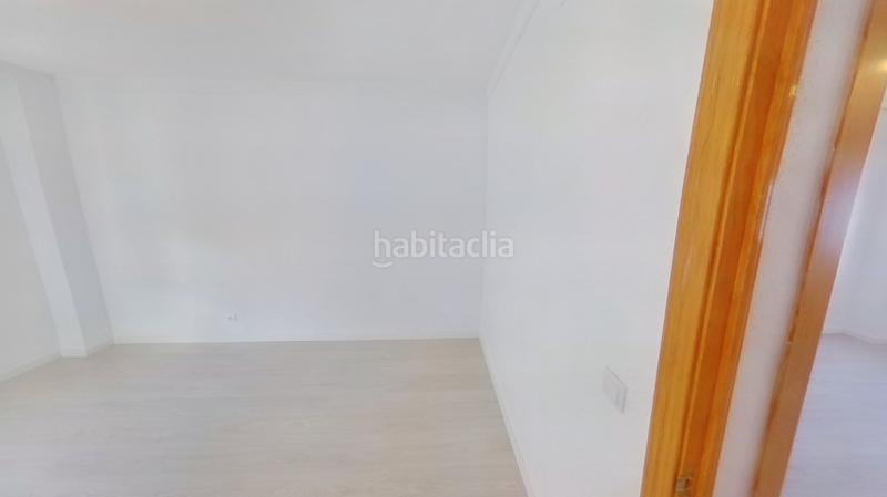Foto 8099f6ab-0b39-42a1-ae9d-ad2621203baf. Alquiler piso en San Diego Madrid