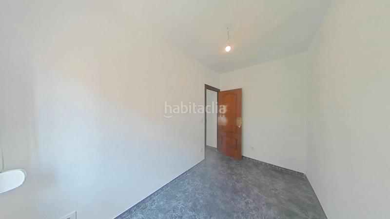 Foto 406aa7ca-b64c-4163-b213-fa1499eb33fe. Rent flat with heating in Palomeras Sureste Madrid