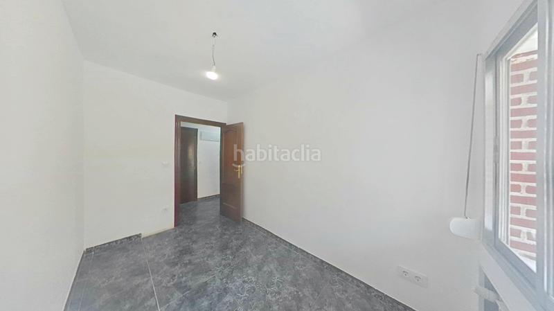 Foto a2d96cd9-8ee6-48ec-9354-53f14e7405fd. Rent flat with heating in Palomeras Sureste Madrid