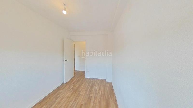 Foto 2fab0911-8c63-46dc-83c6-db0c791c2a4c. Lloguer pis a Reyes Parla