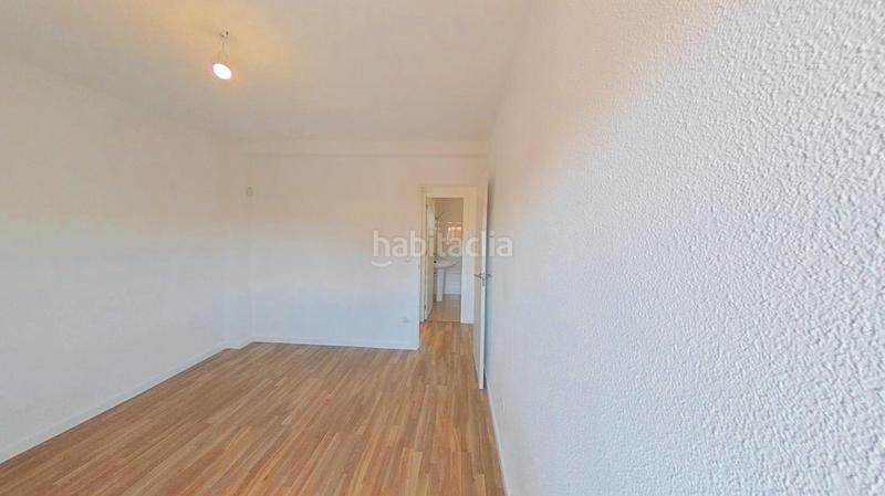 Foto a4eda9df-d09f-460b-a4b8-adf50f9c5e4b. Lloguer pis a Reyes Parla