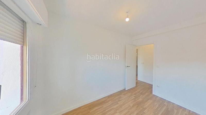 Foto fe5b39bd-7b40-4812-bf01-fba3971ec4f1. Lloguer pis a Reyes Parla