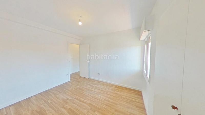 Foto 0d7a0478-076a-4f07-863b-edaa1b1935fa. Alquiler piso en Reyes Parla