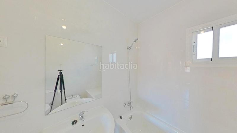 Foto 2c45785e-3726-401c-bd76-dfe11c2e4f0b. Alquiler piso en Reyes Parla