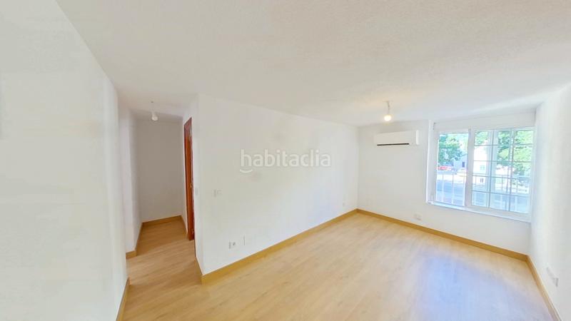 Foto d78440e4-7b04-4029-9392-520142530f82. Lloguer pis a Amposta Madrid