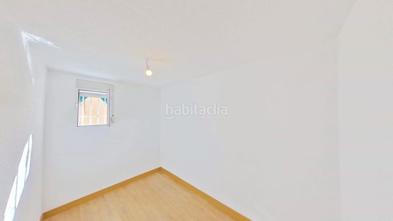 Foto 60c88be3-bc51-4cc1-8811-9797a9b0f1e6. Alquiler piso en Amposta Madrid