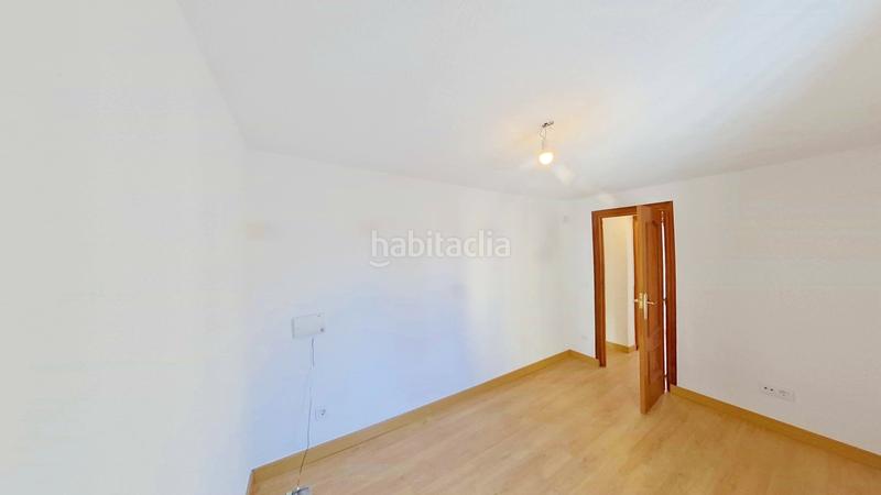 Foto 80b82035-f59f-4731-b15b-ebf38429d4d0. Alquiler piso en Amposta Madrid