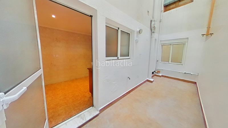 Foto 82f67016-ef48-49fa-ab72-32bd2ad354b2. Location appartement dans Torrefiel Valencia