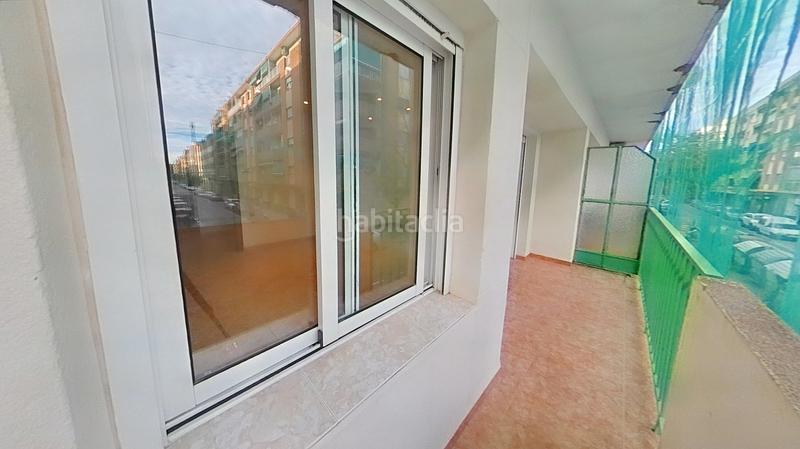 Foto e2d3e613-8dd6-4a5a-874c-62f0e47cf610. Alquiler piso en Torrefiel Valencia