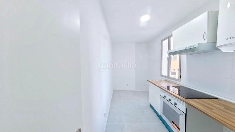 Foto 7a4c944f-5cb9-425a-9fed-12c5f16cbcc7. Lloguer pis a Opañel Madrid