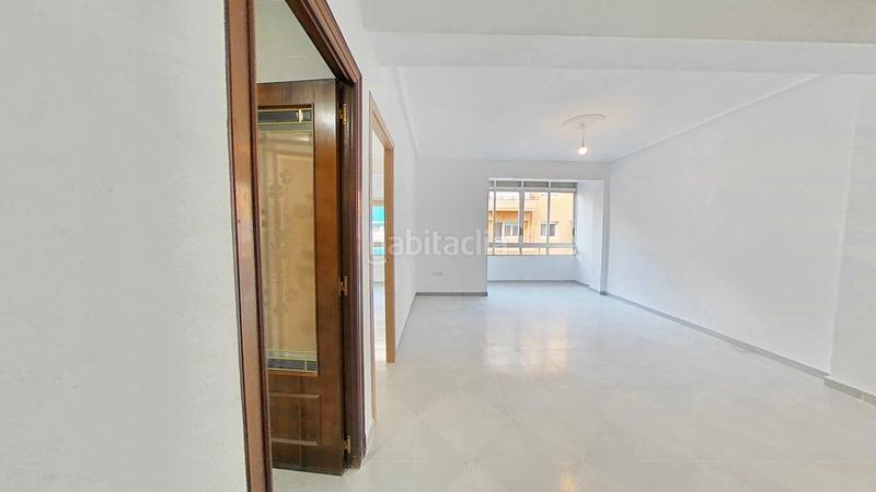 Foto fdf4b1c9-0233-4b97-95f0-6a7a7438abb0. Affitto appartamento in Carolinas Altas Alicante