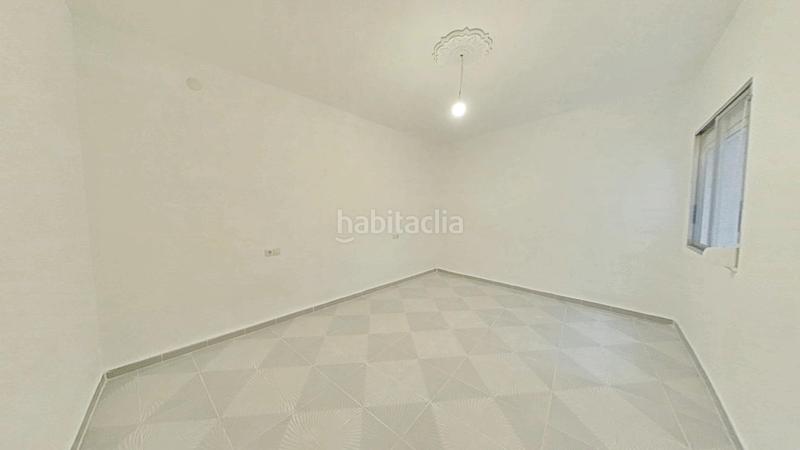 Foto 2dd20441-3176-4c8f-a186-ec3c3bfdd3b3. Miete etagenwohnung in Carolinas Altas Alicante